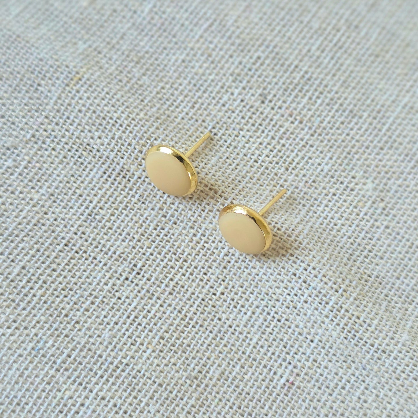 Earrings Nude Button