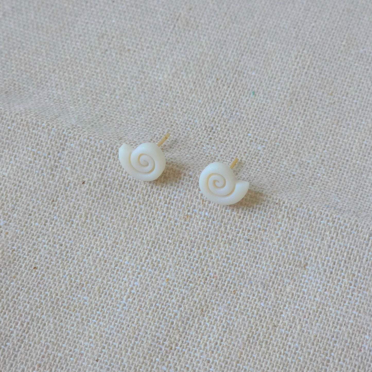 Earrings Milky Spiral